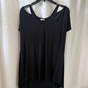 Black Women's V-Neck Cold-Shoulder Top